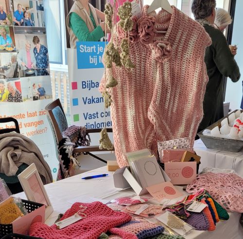 voorjaarsmarkt met mijn haakwerken ZETTElen Handwerk Atelier markt Bernardus