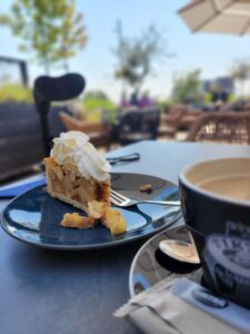 Vakantie Blaricum onderweg gebak en koffie