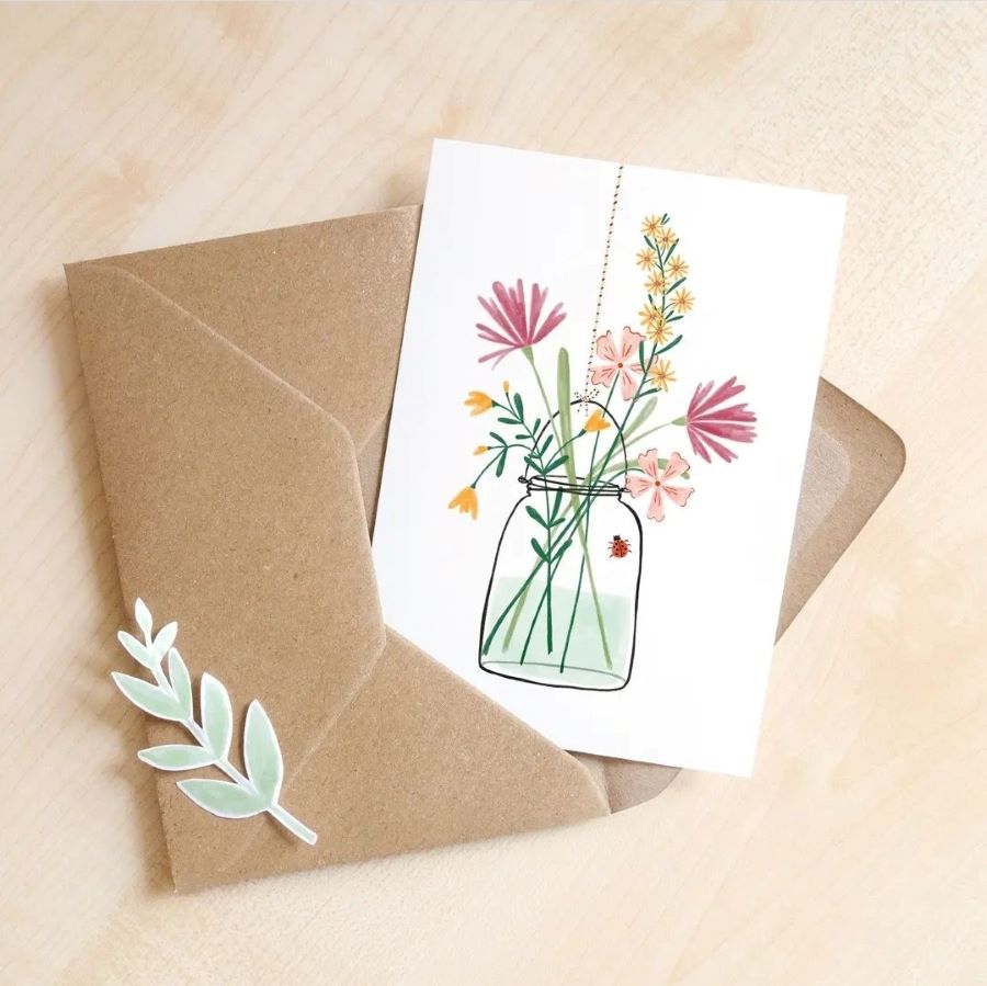 illustratie van Bloemen in een glazen vaasjes kaart met envelop - Studio Kuukeluus